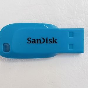 Scan Disk Cruzer Blade 32GB Flash Drive Used